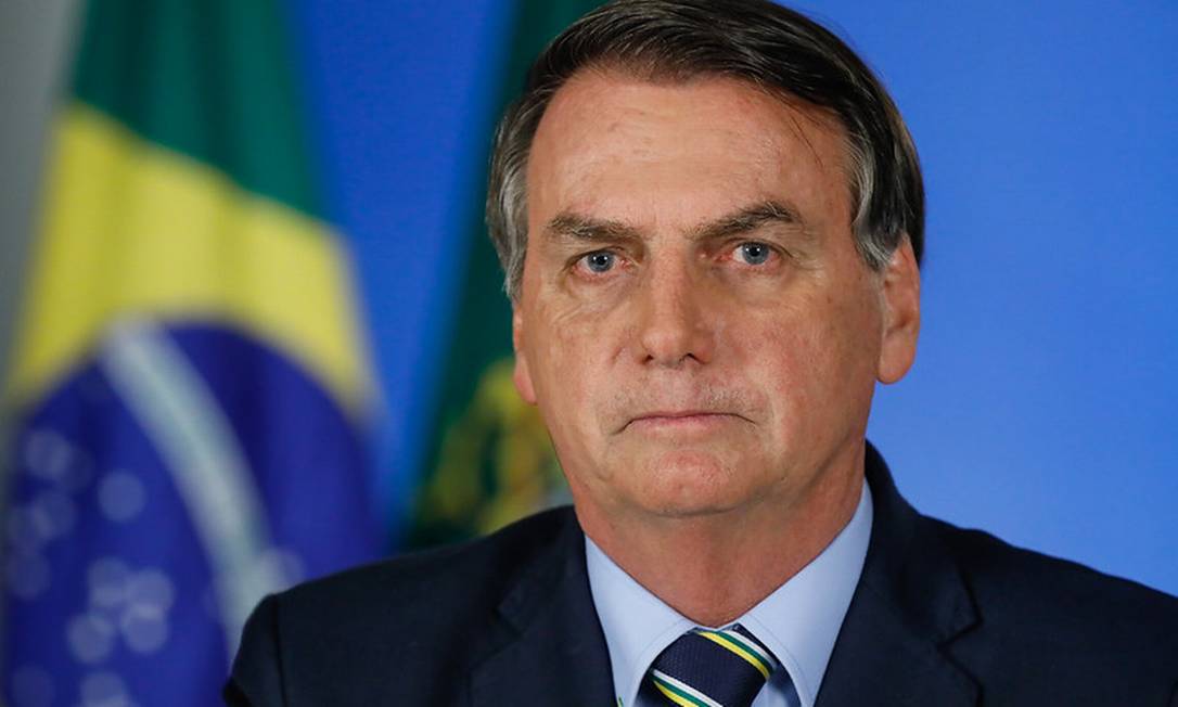 Em pronunciamento na TV, Bolsonaro pede reabertura de comércio e escolas e fim do 'confinamento' Foto: Isac Nobrega / Divulgação