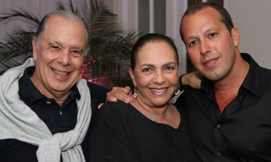 Paulo, Mirna e Christiano Foto: Álbum de família/Arquivo