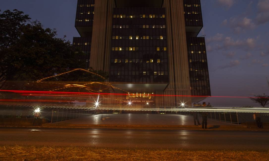 Banco Central terá que vincular as medidas com contrapartidas dos bancos Foto: Daniel Marenco / Agência O Globo