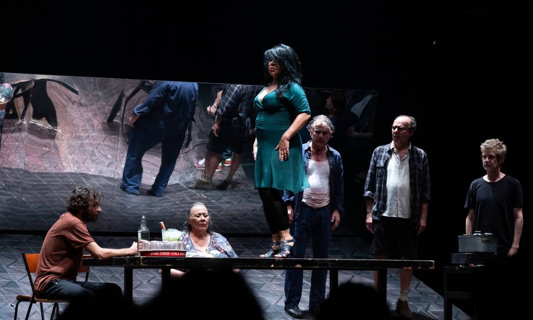 Apresentação da peça "Nós", do Grupo Galpão, no Itaú Cultural Foto: Fernando Genaro / Divulgação