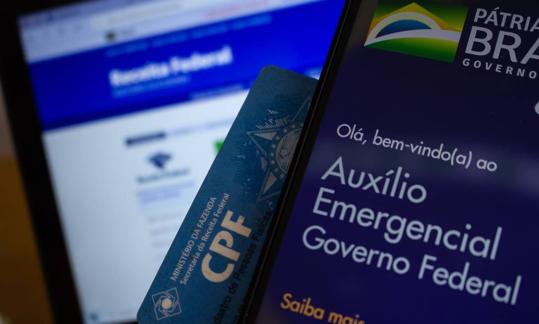 Para receber o auxlio emergencial de R$ 600, beneficirios precisam ter o CPF regularizado Foto: A7 Press / Agncia O Globo