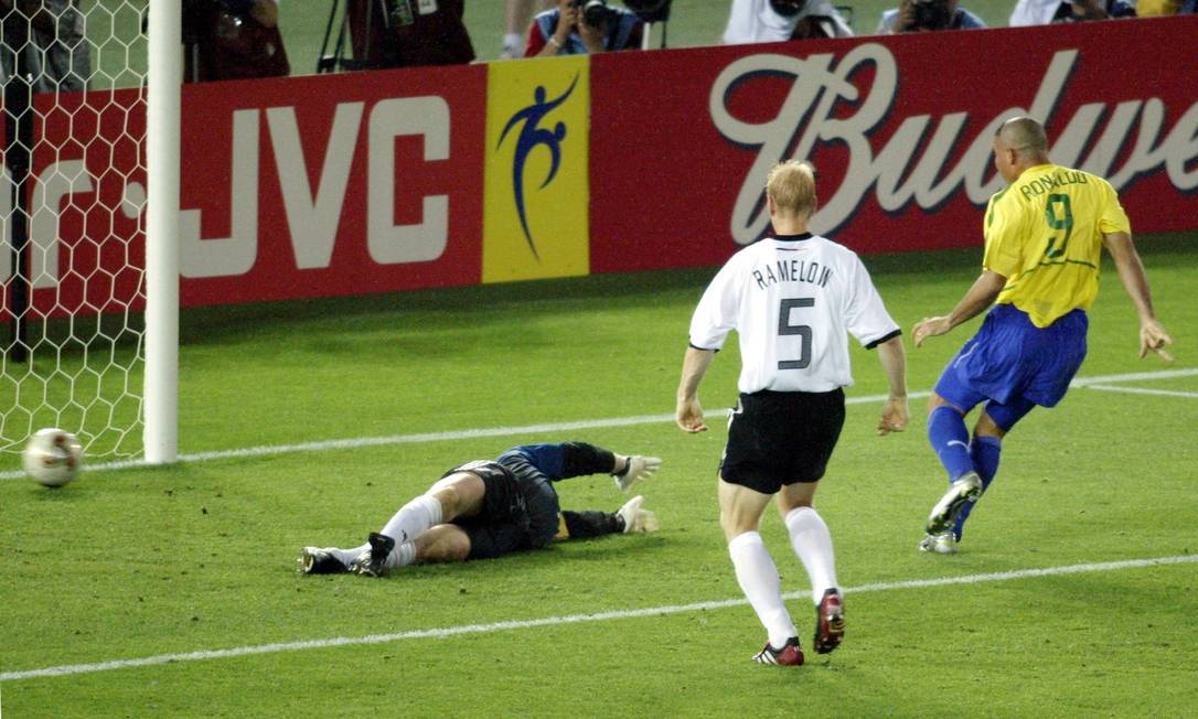 Há 20 anos, Ronaldo Fenômeno sofria lesão que pavimentou a saga do
