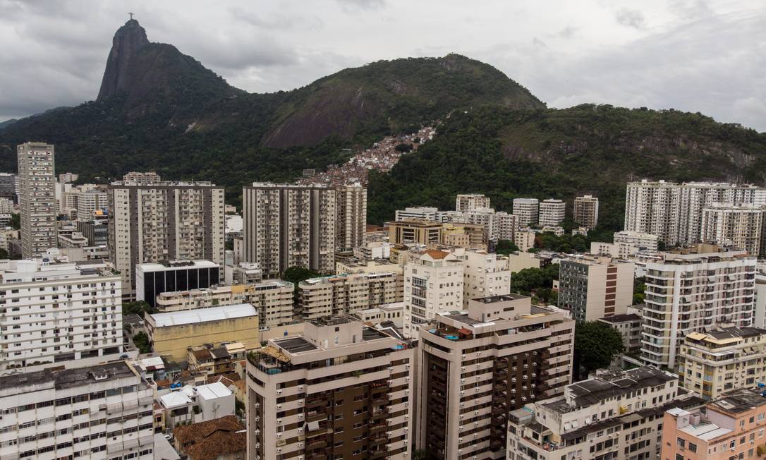 Preço do metro quadrado volta a cair no Rio Foto: Brenno Carvalho / Agência O Globo