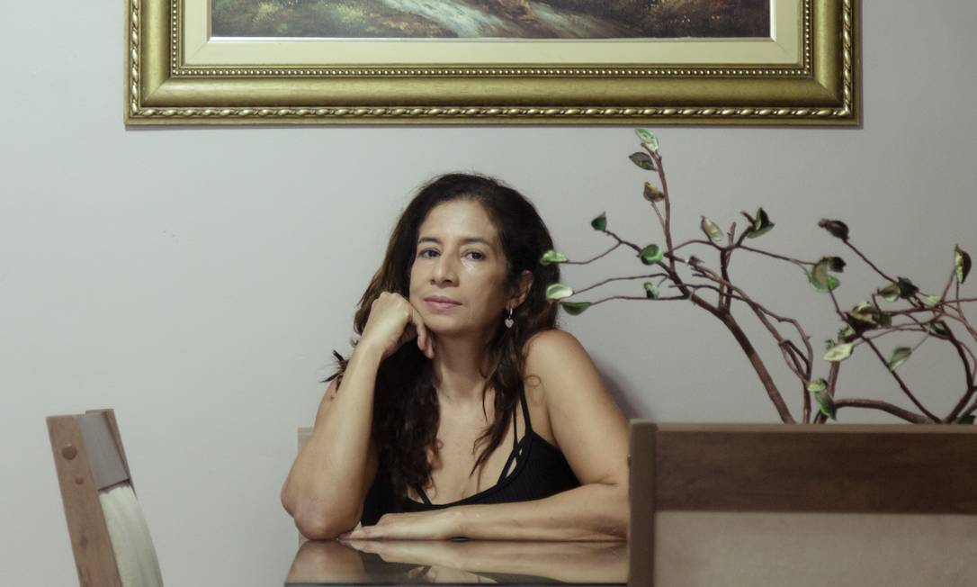 Portadora de lúpus, Rosangela Coelho Salles ficou 28 dias sem remédio Foto: Leo Martins / Agência O Globo