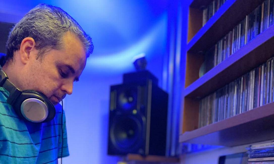 O DJ Walker Vasquez fará lives no Sound Club Live todas as sextas-feiras às 21h Foto: Divulgação