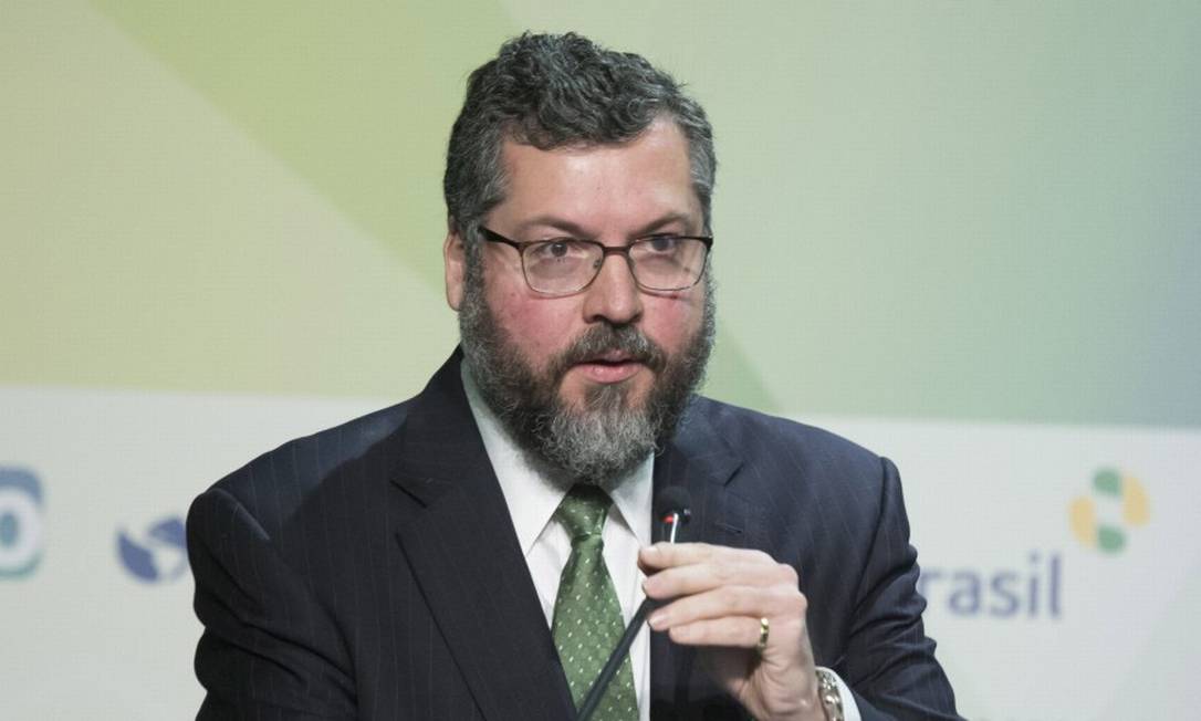 Chanceler Ernesto Araújo no Fórum de Investimentos no WTC Foto: Edilson Dantas / Agência O Globo / 10-10-2019
