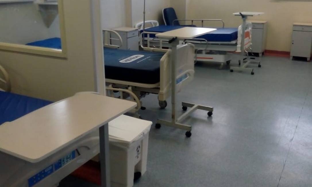 Leitos vazios no Hospital Federal de Bonsucesso Foto: Agência O Globo
