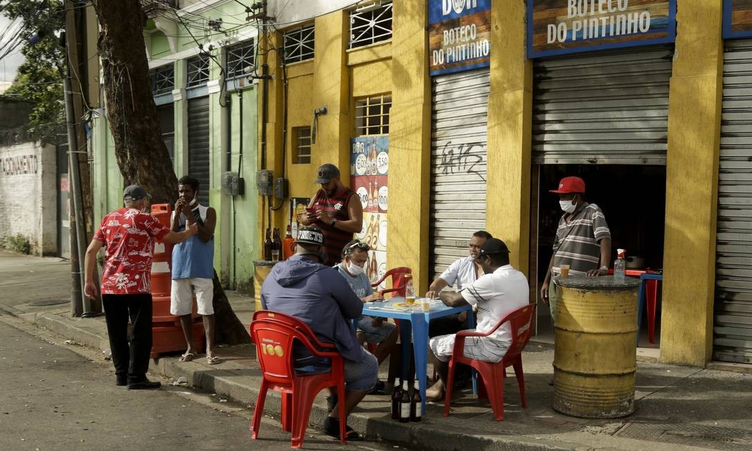 Cidades pró-Bolsonaro registraram maior taxa de contágio pela Covid-19, indica estudo