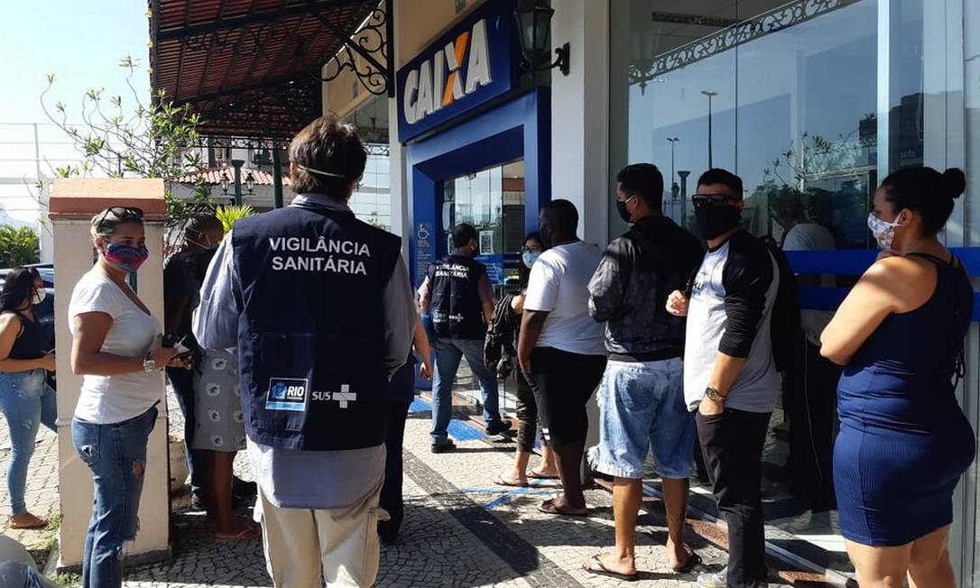 Objetivo da Caixa é evitar aglomerações em agências para retirada do auxílio emergencial Foto: Agência O Globo