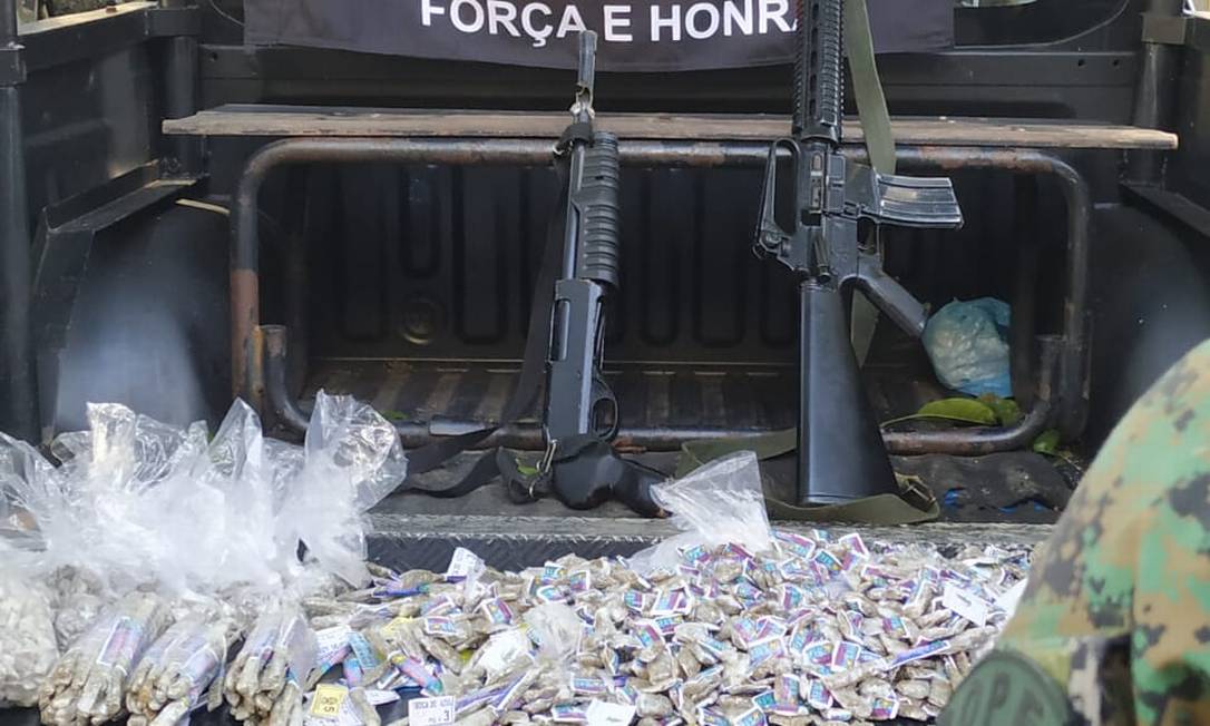 Armas apreendidas durante operação Foto: Divulgação