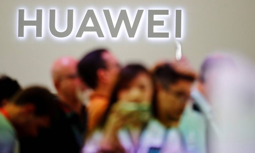 Huawei: ainda banida dos EUA. Foto: Hannibal Hanschke / Reuters