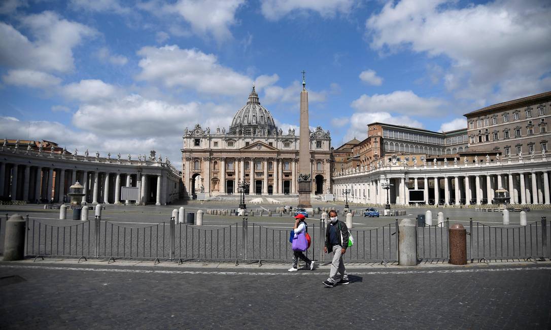 Praça de São Pedro, no Vaticano, em foto de maio Foto: Felippo Monteforte / AFP