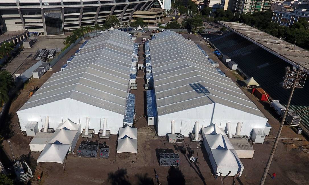 Hospital de campanha montado no complexo do Maracanã, na Zona Norte do Rio, para tratar pacientes de Covid-19 Foto: Fábio Motta