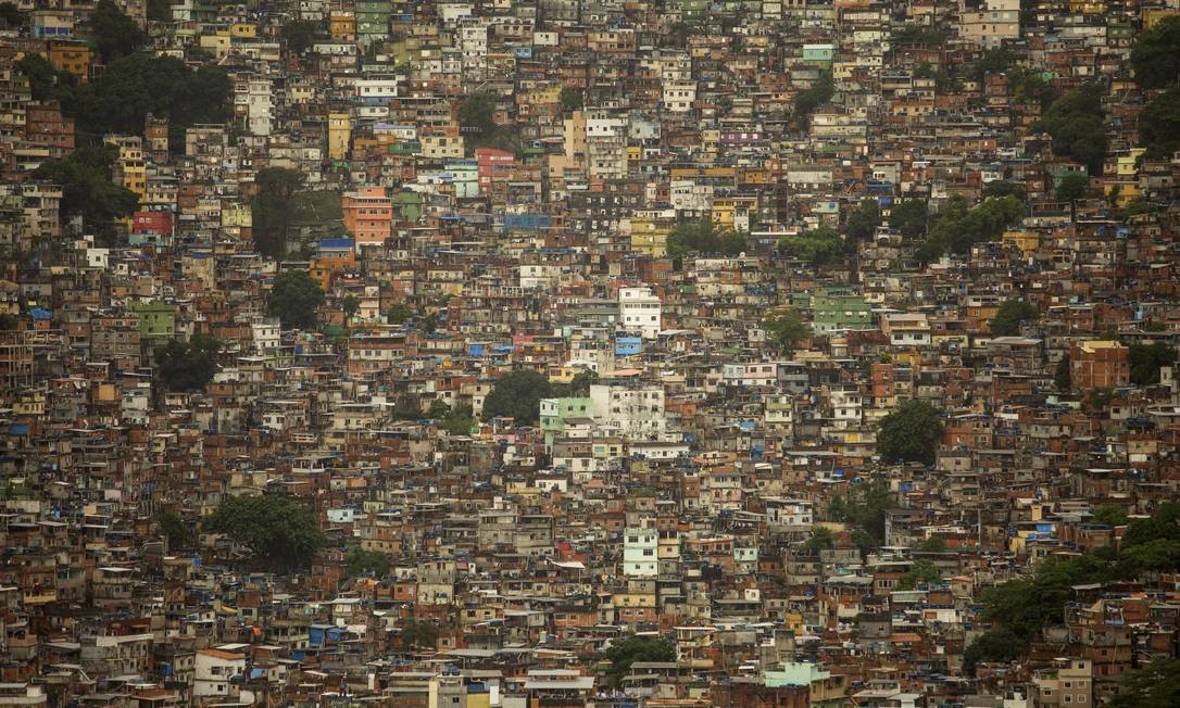 Brasil tem 5,1 milhões de domicílios em áreas adensadas, prejudiciais para o isolamento social