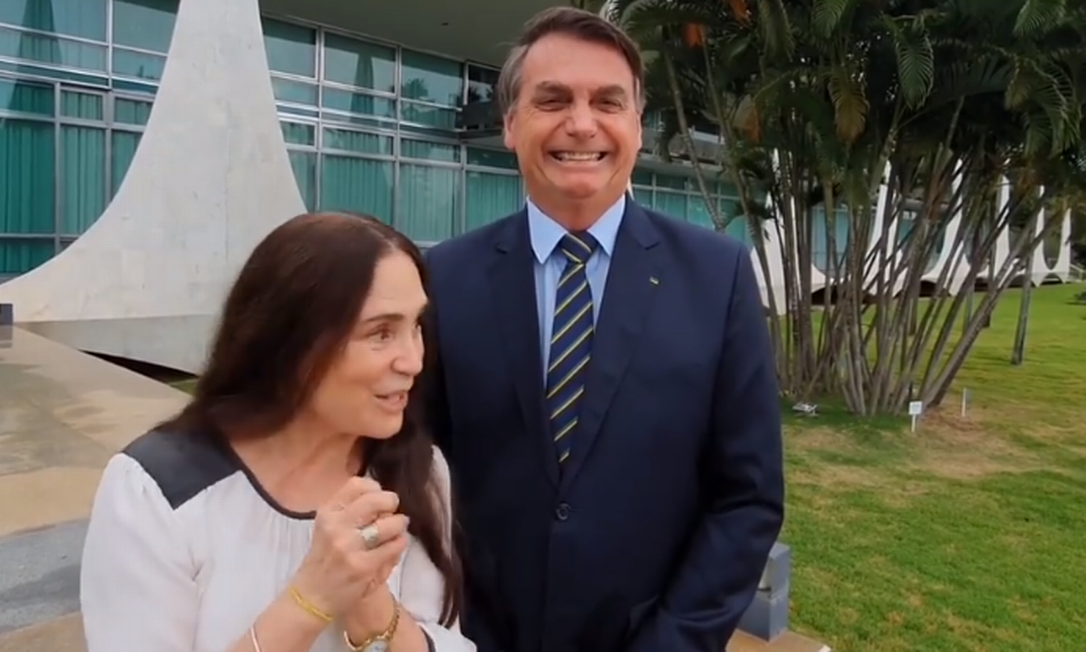 Regina Duarte e Jair Bolsonaro gravaram vídeo para o anúncio Foto: Reprodução / Facebook