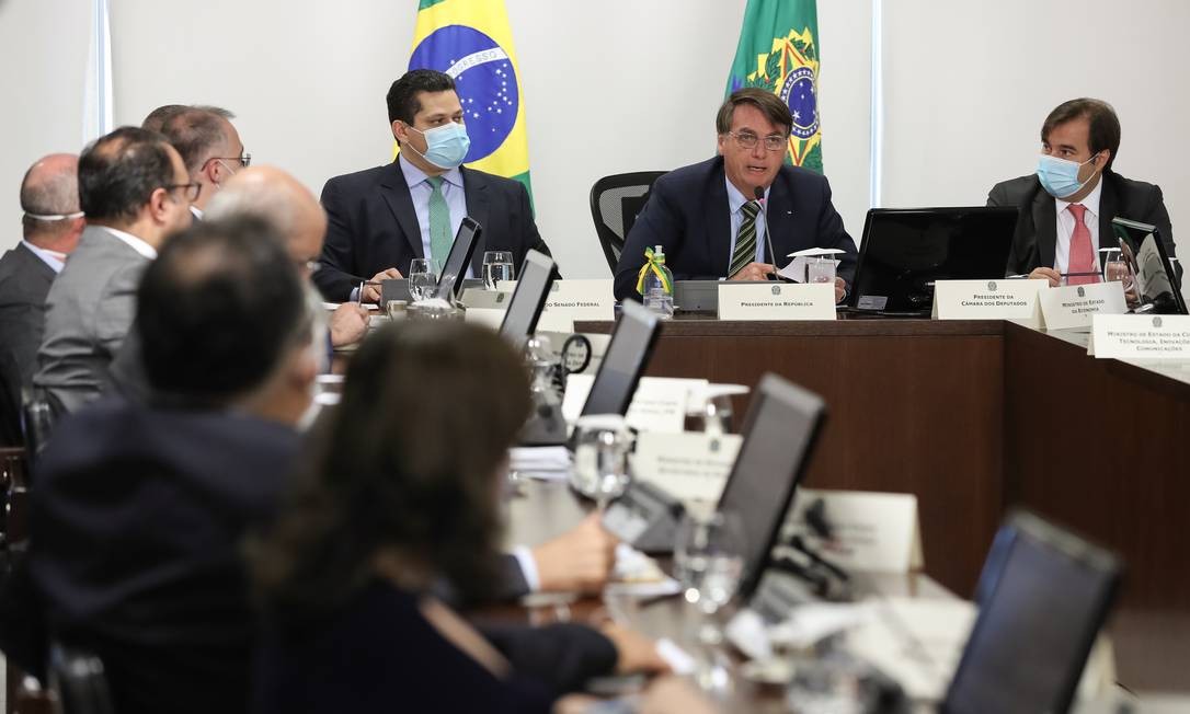 Reunião do presidente Jair Bolsonaro com os presidentes da Câmara, Senado e governadores Foto: Marcos Correa / Presidência da República