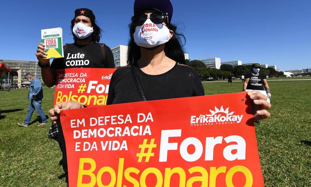 Novo pedido de impeachment contra Bolsonaro é apresentado à Câmara dos  Deputados - Jornal O Globo