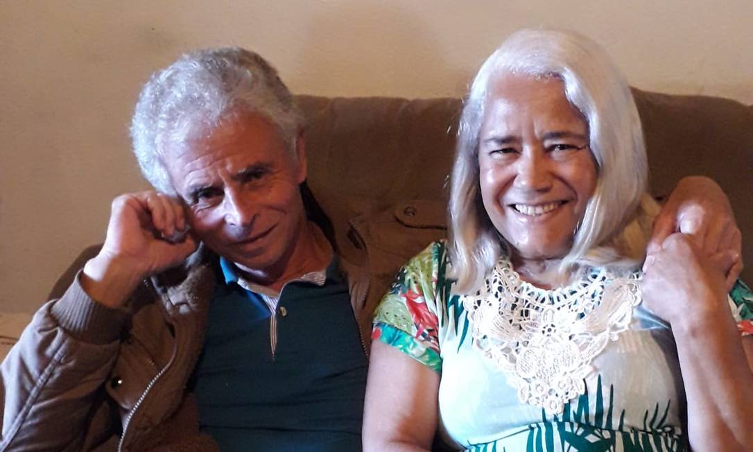 Casados há 47 anos, José Rocha e Maria da Glória se recuperam em casa após estarem curados da Covid-19 Foto: Arquivo pessoal