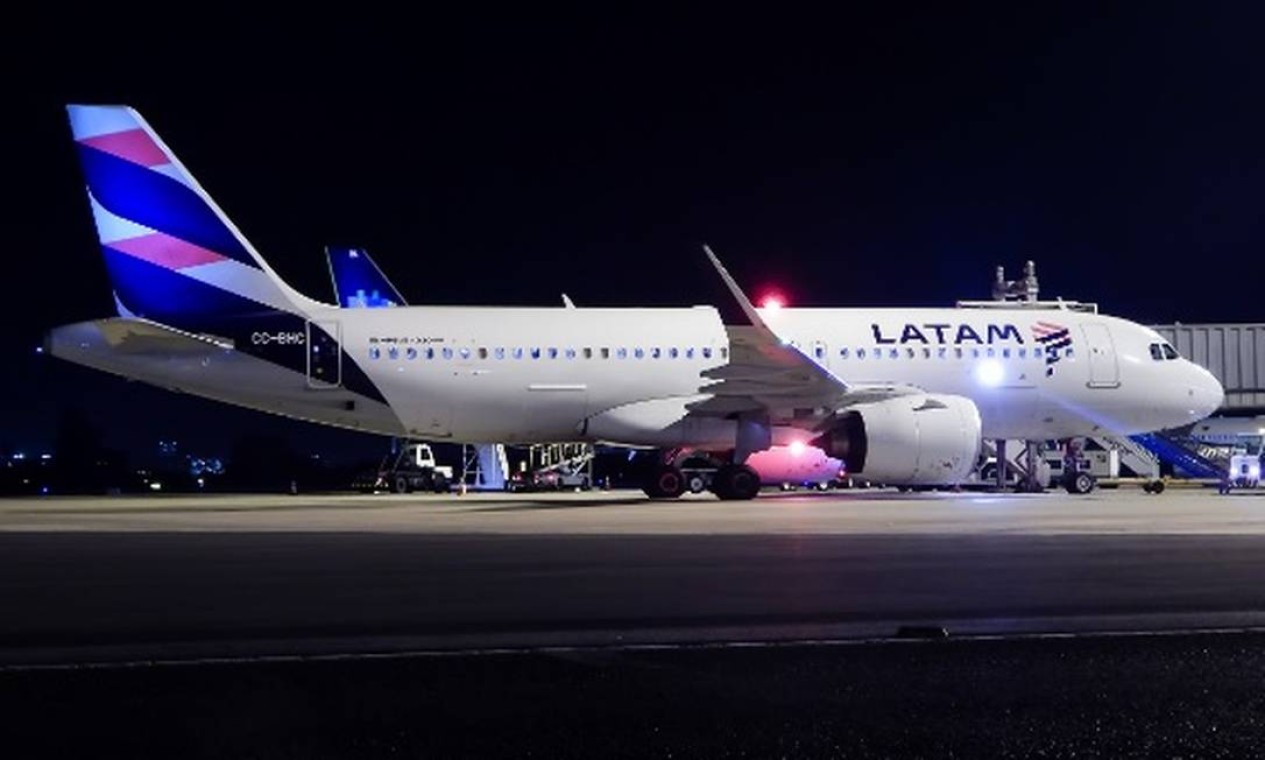 Nasce, em 2012, a Latam Airlines Group, a partir da fusão das operações da chilena LAN com a brasileira TAM Foto: Divulgação