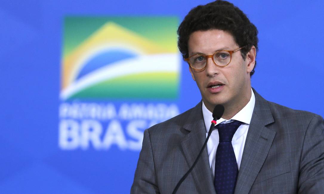 O ministro do Meio Ambiente, Ricardo Salles, durante cerimônia no Palácio do Planalto Foto: Jorge William/Agência O Globo/12-02-2020