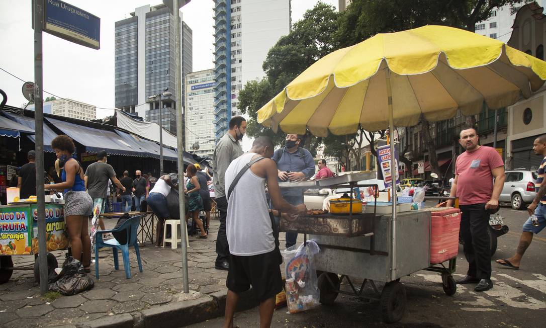 Comércio de rua reabre em São Paulo - Jornal O Globo