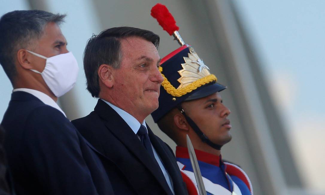 Jair Bolsonaro voltou a criticar governadores Foto: ADRIANO MACHADO / REUTERS