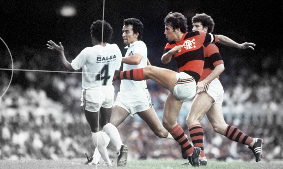 Zico chuta de perna esquerda, livrando-se de Toninho Oliveira Foto: Hipólito Pereira/23.01.1983