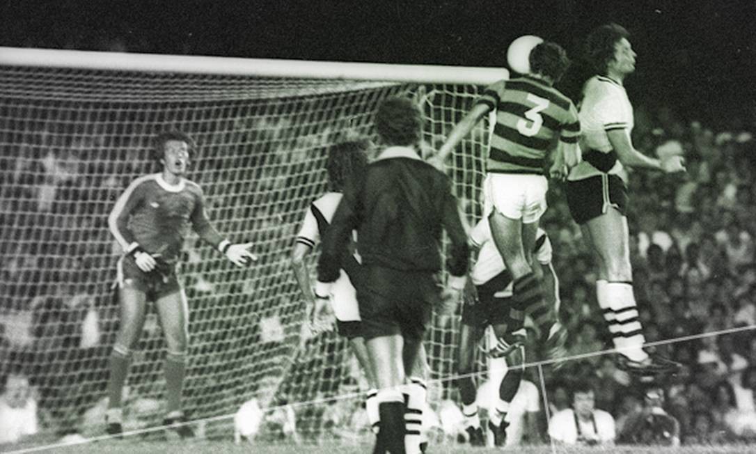 Gol de Rondinelli sobre o Vasco abriu o caminho para fase mais vitoriosa do Flamengo Foto: Sebastião Marinho/03.12.1978