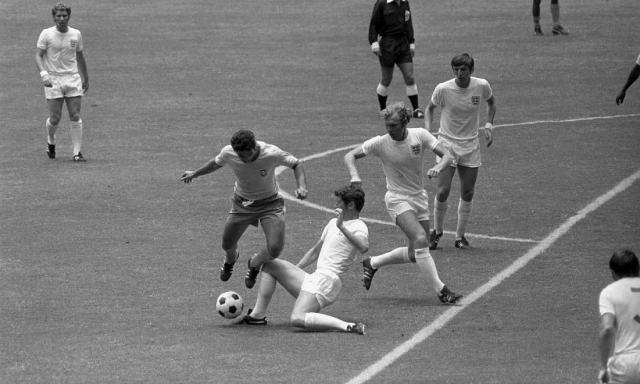 Inglaterra 0 x 1 Brasil Copa do mundo México 1970 Jogo Completo on Vimeo