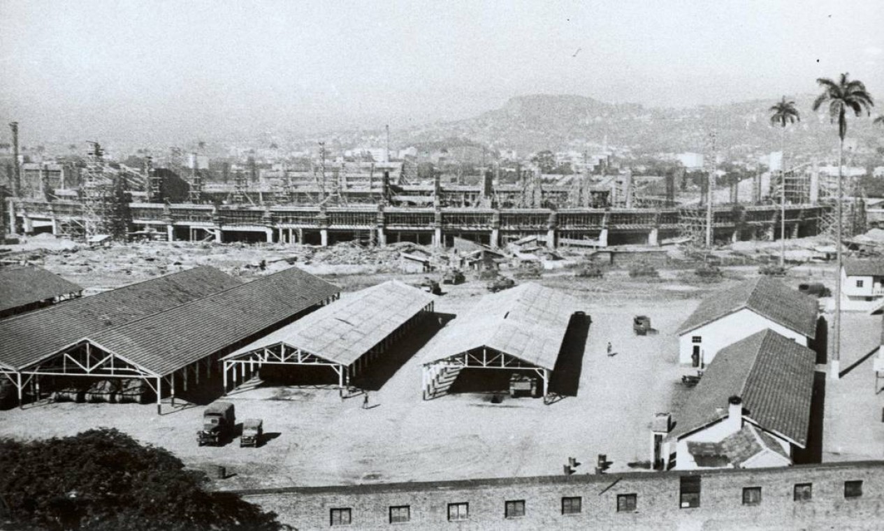Construção do Maracanã, em maio de 1949 Foto: Arquivo / Agência O Globo