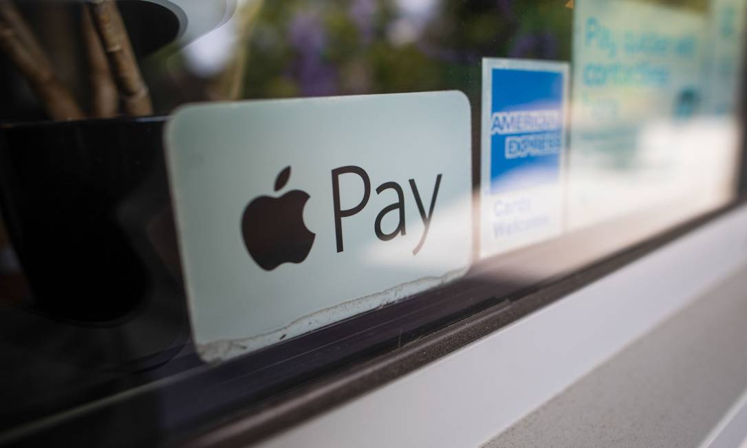 O sistema de pagamentos Apple Pay está na mira da Comissão Europeia Foto: Chris Ratcliffe / Bloomberg