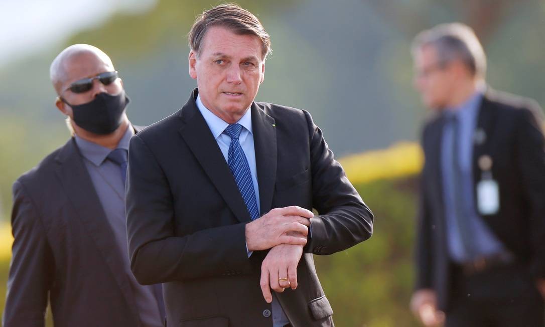 'Está chegando a hora de tudo ser colocado no devido lugar', diz Bolsonaro