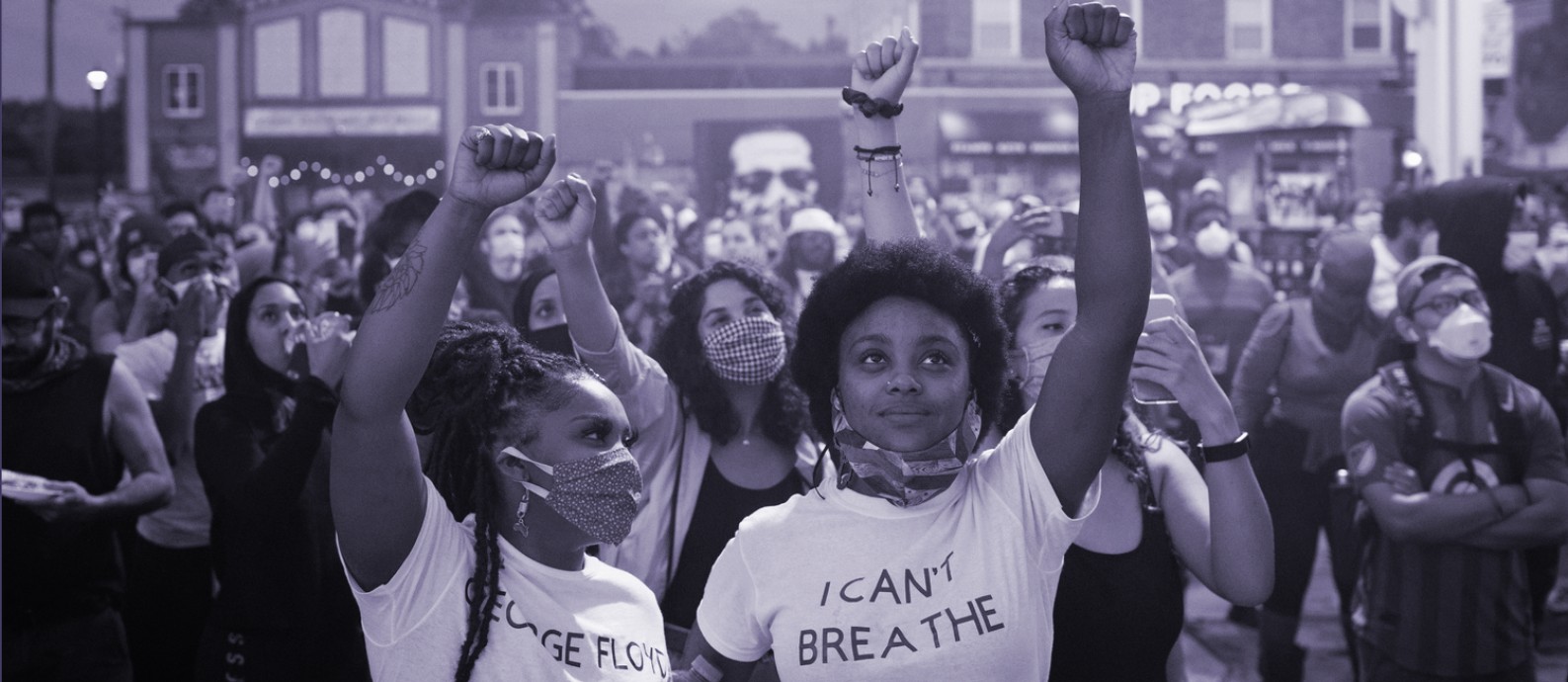 Ativistas do movimento dos Direitos Civis, que marcharam pelos EUA nos anos 60, celebram movimento Black Lives Matter Foto: New York Times