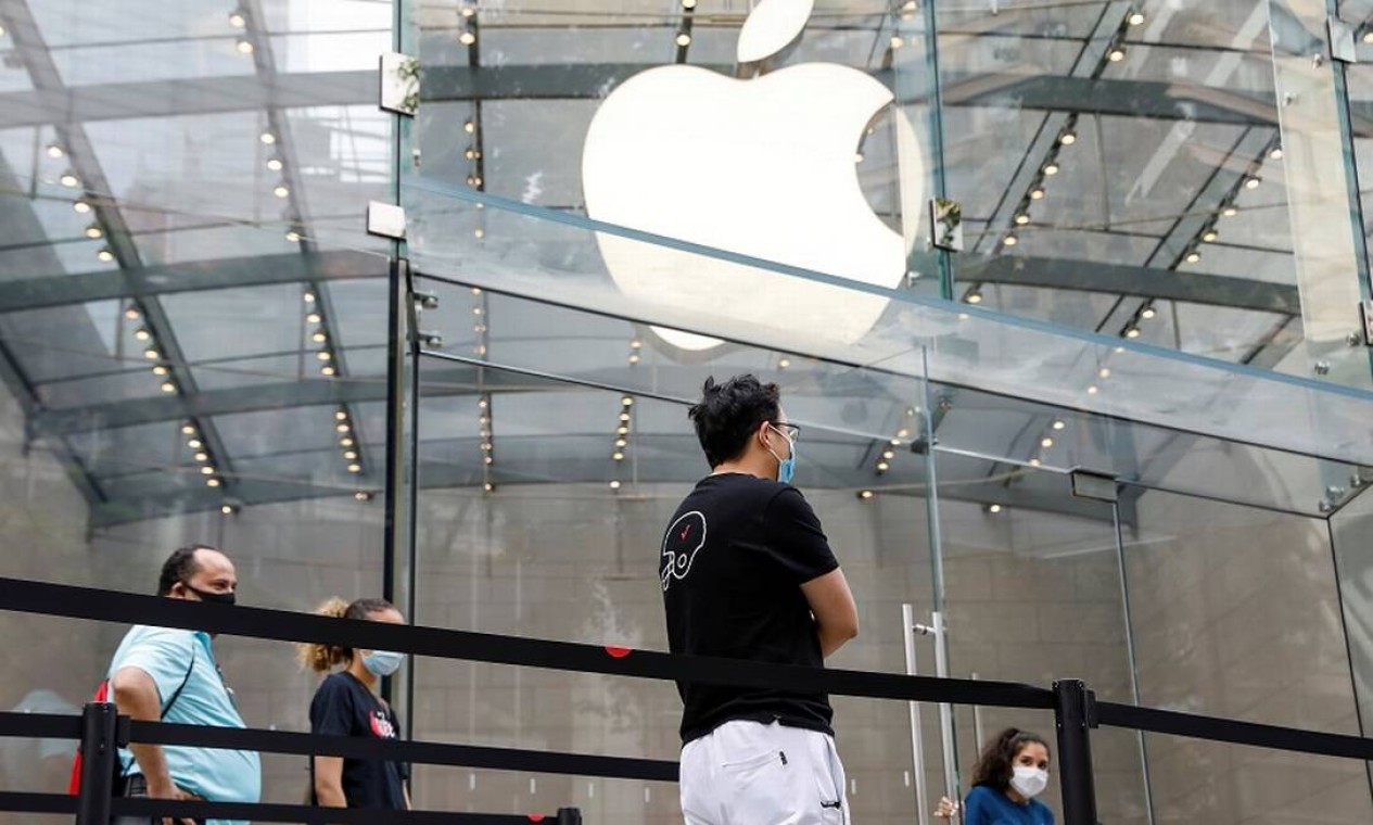 Covid-19: aumento de casos faz Apple fechar todas as lojas em Nova