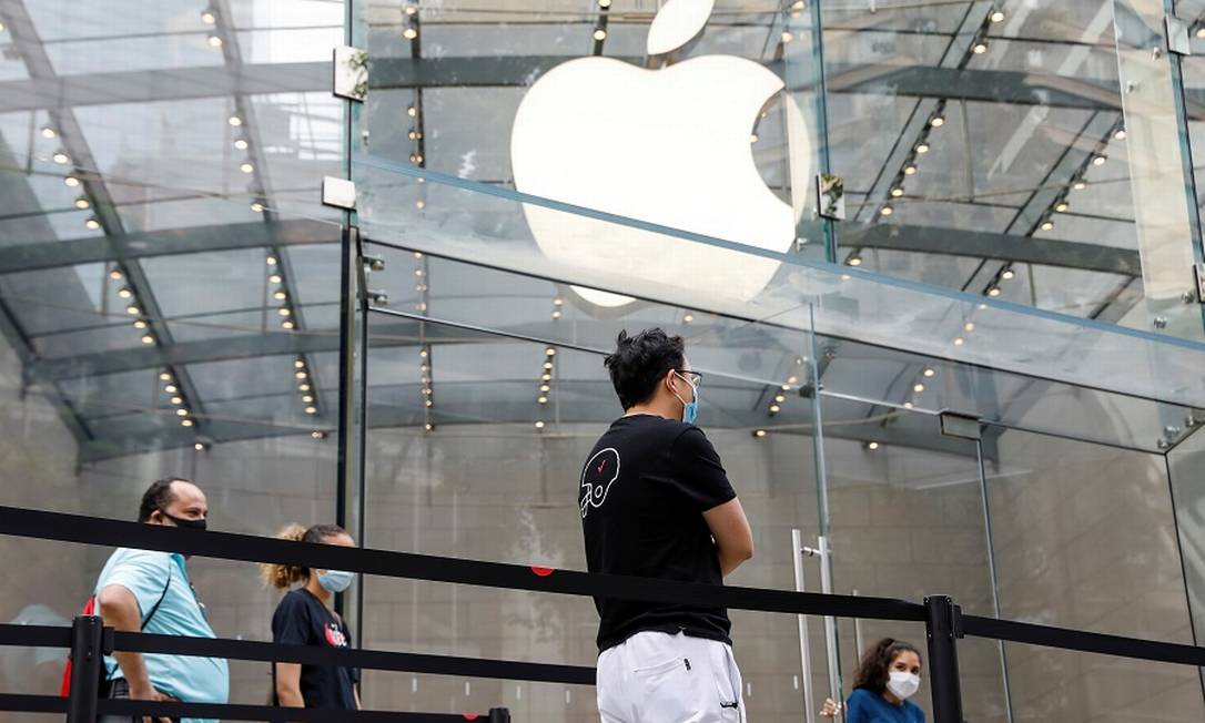 Nova York, Ny, Eua - 07 De Julho De 2015: A Apple Store, Em Um Dia
