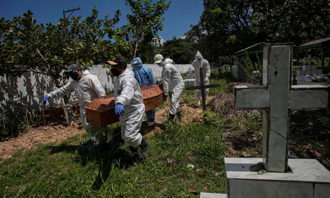 Sensação de afogamento e desorientação atacam pacientes de Covid