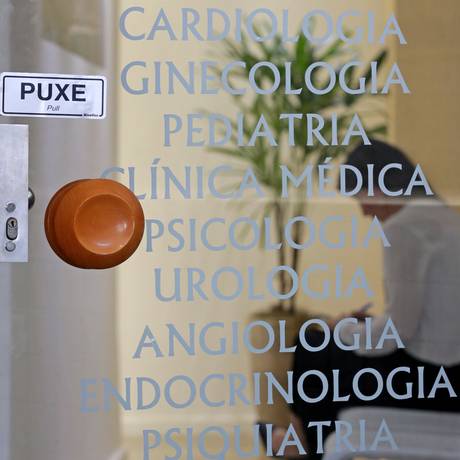 Ambulatório de especialidades médicas em escritório particular Foto: Márcio Alves / Márcio Alves /27-06-2017