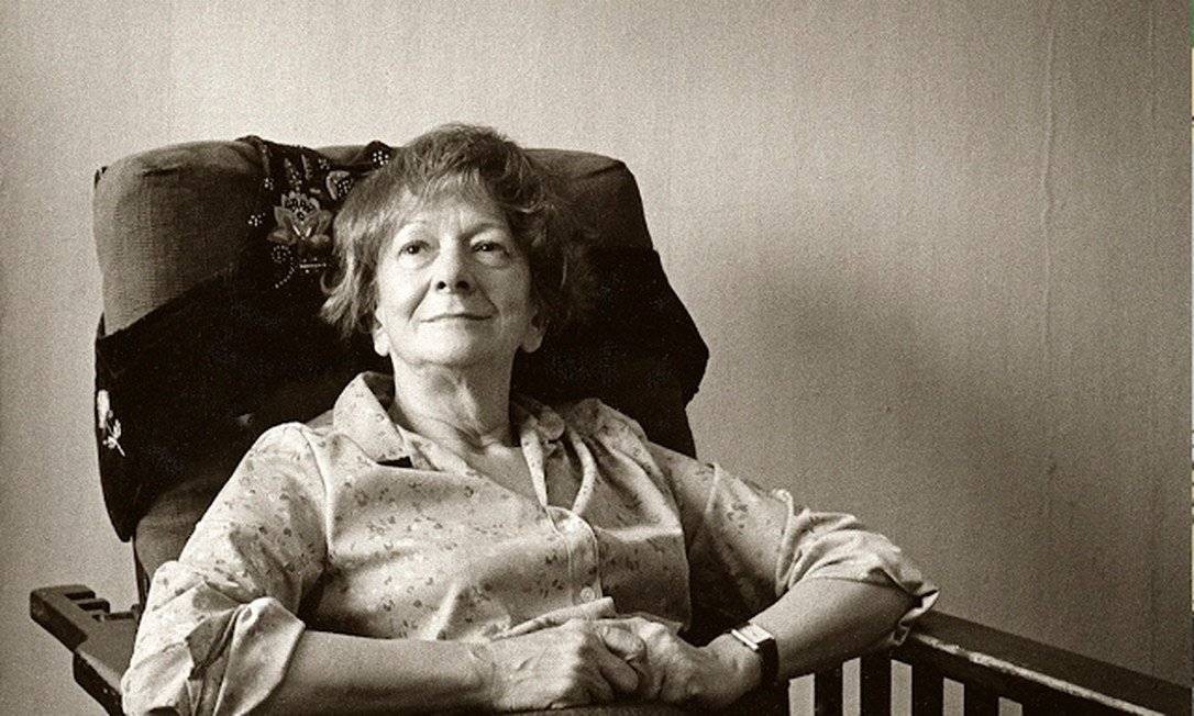 Wislawa Szymborska A Biografia Época 0098