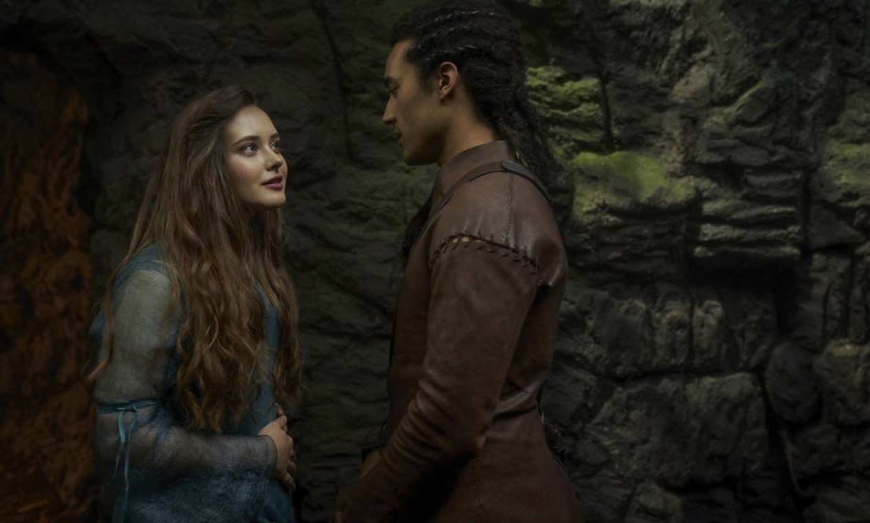 'Cursed': Com rei Arthur negro e protagonista feminina, série leva ...