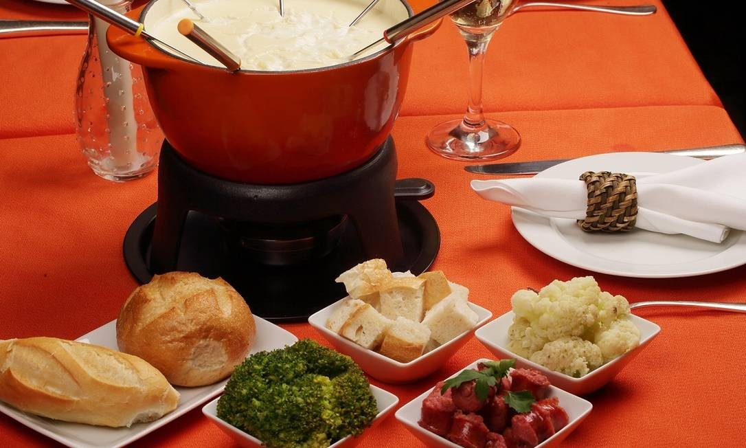 Restaurantes apostam no delivery de fondue Jornal O Globo