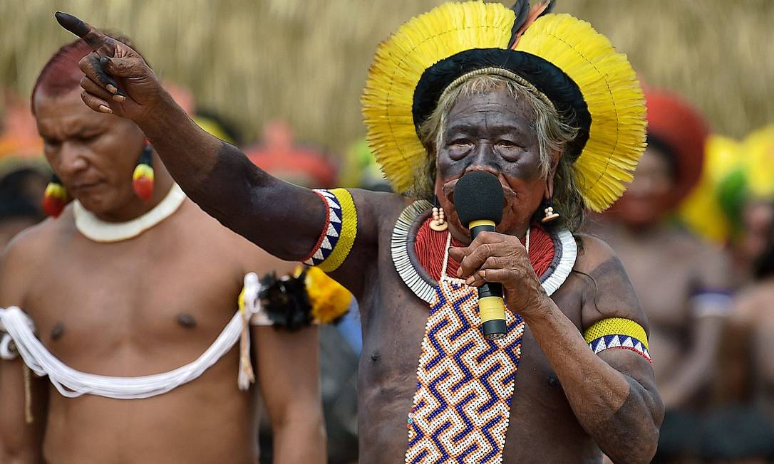 Líder da etnia Kayapó, o cacique Raoni Metuktire Foto: CARL DE SOUZA / AFP