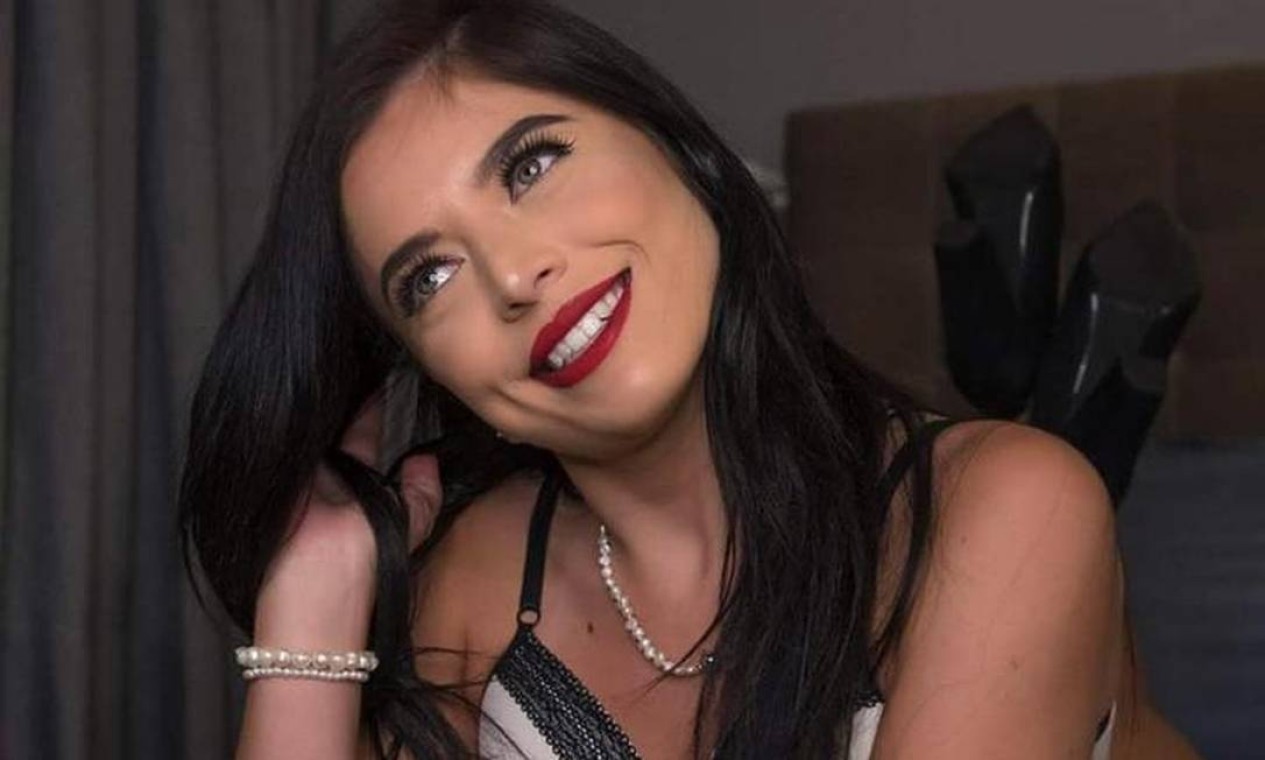 Ex-capa da Playboy presa cobrava R$ 1 mil por sexo com cocaína, diz polícia  - Época