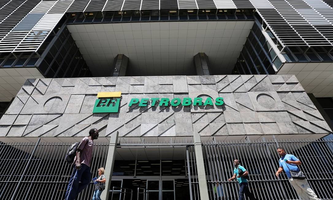 Sede da Petrobras no Rio: dividendos no fim do ano. Foto: Sergio Moraes / REUTERS