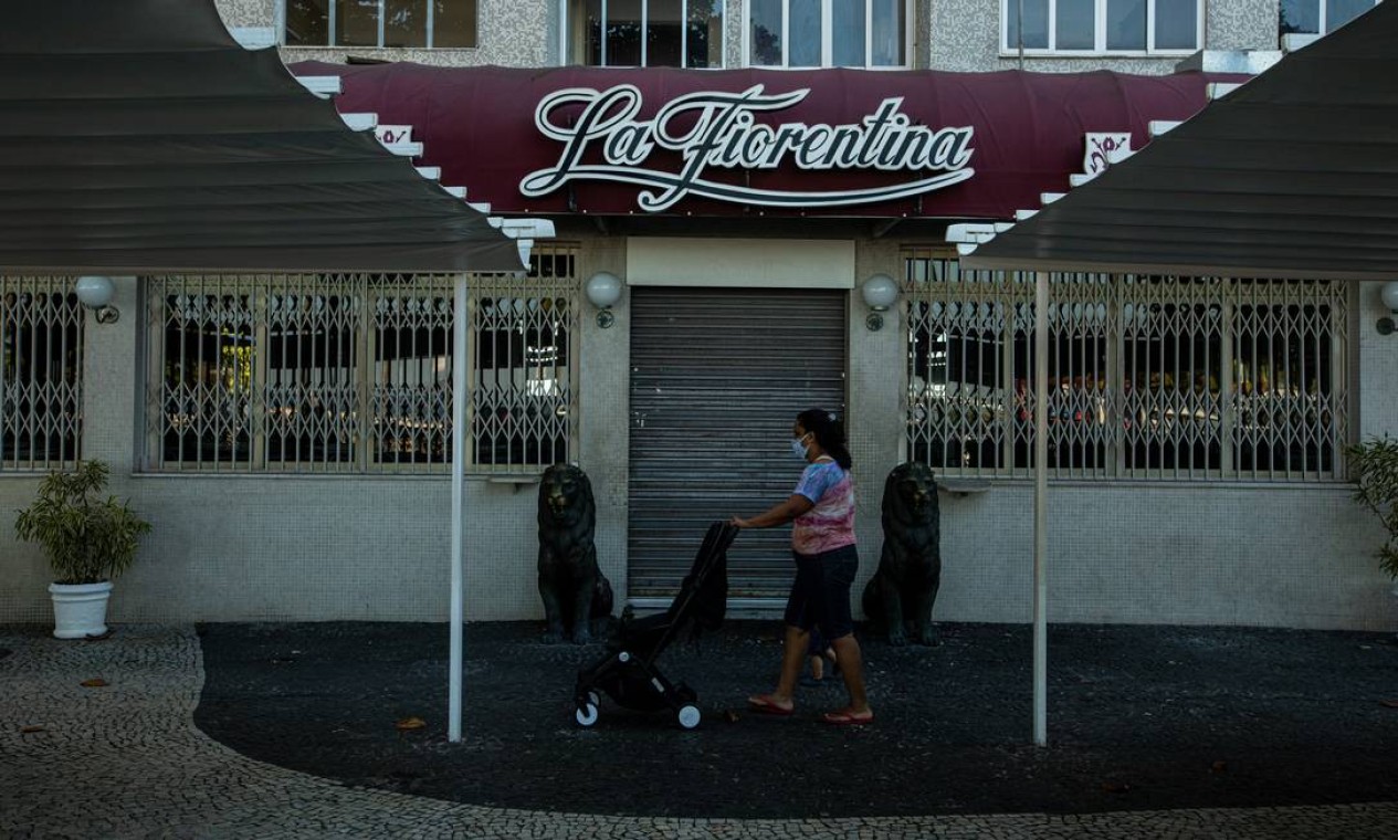 O bar e restaurante La Fiorentina, no Leme. Um dos ícones do Rio, casa tem destino indefinido Foto: Brenno Carvalho / Agência O Globo