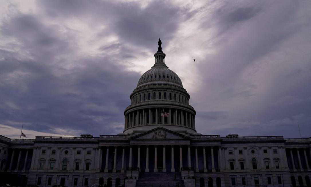 The U.S. Capitol is seen under storm clouds in Washington, U.S. July 23, 2020. REUTERS/Erin Scott Foto: ERIN SCOTT / REUTERS