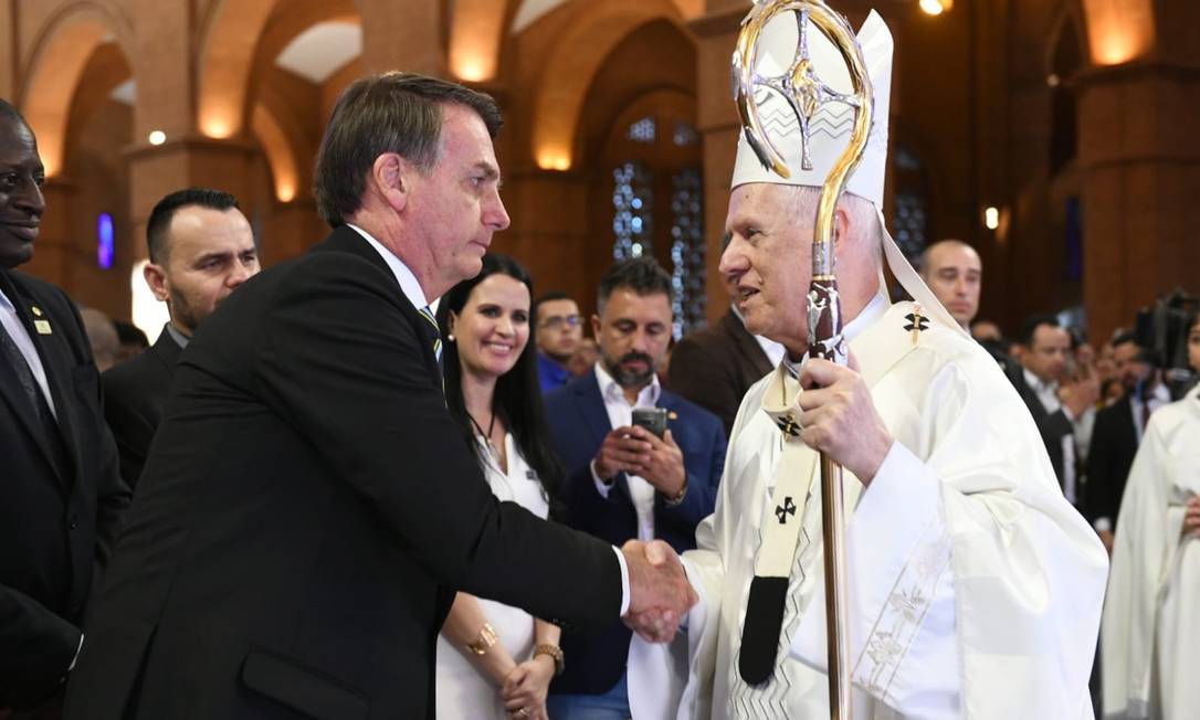 Bolsonaro com Arcebispo em Aparecida, Dom Orlando Brandes Foto: Hiago Leon / Divulgação