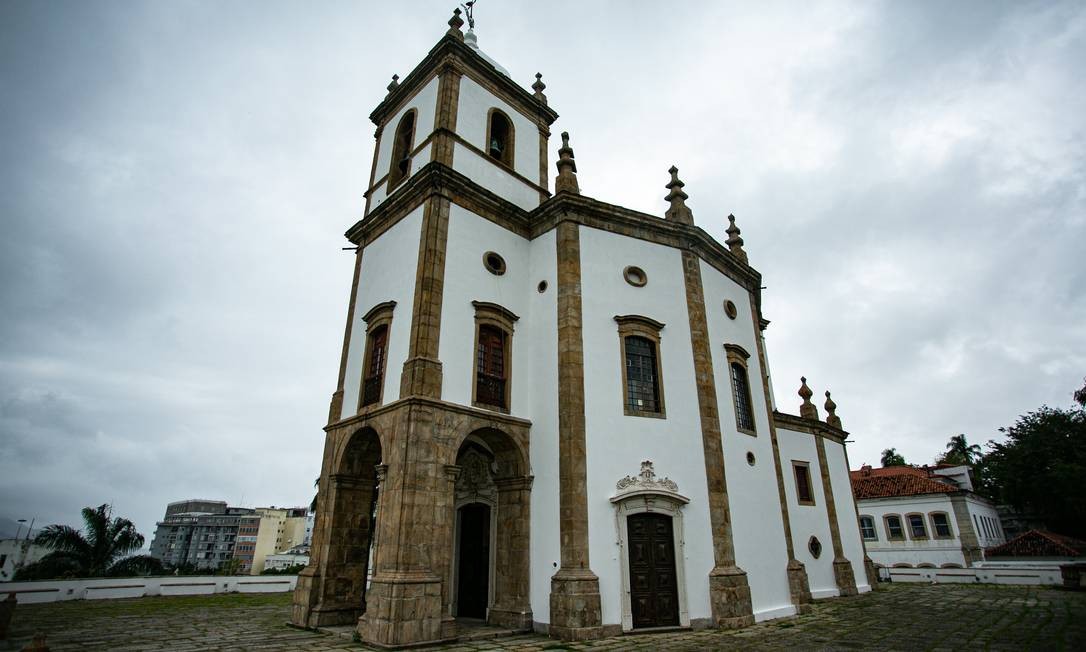 Com quase três séculos, Igreja da Glória volta a brilhar Foto: Hermes de Paula / Agência O Globo