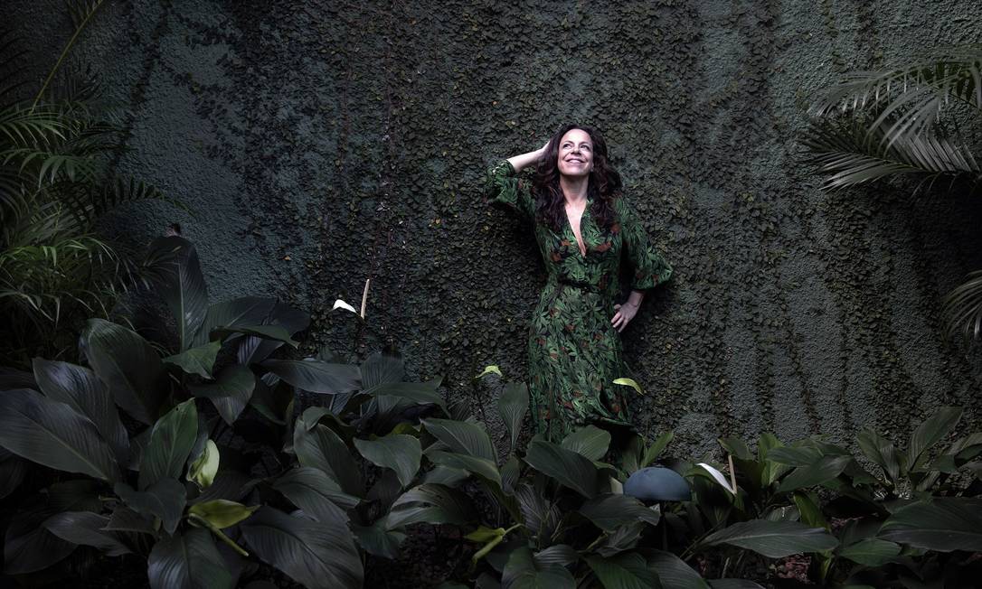 Bebel Gilberto lança novo disco no próximo dia 21 Foto: Leo Aversa