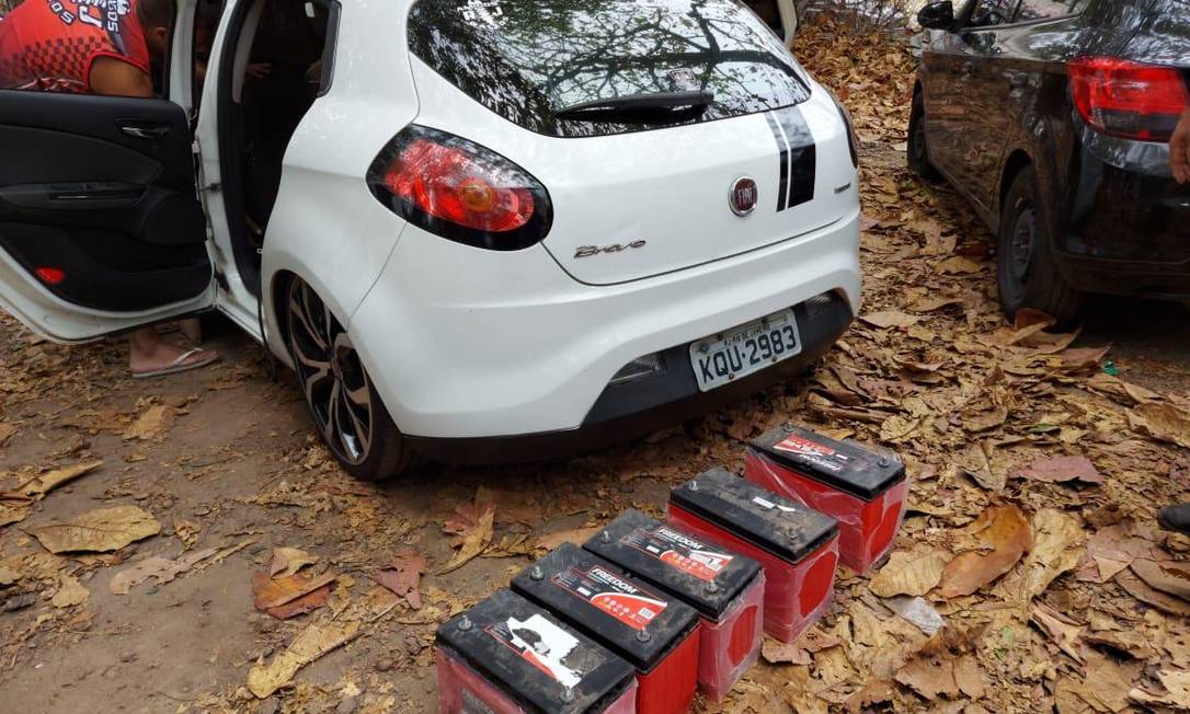 Baterias furtadas de concessionária de energia foram encontradas em evento de som automotivo Foto: Divulgação