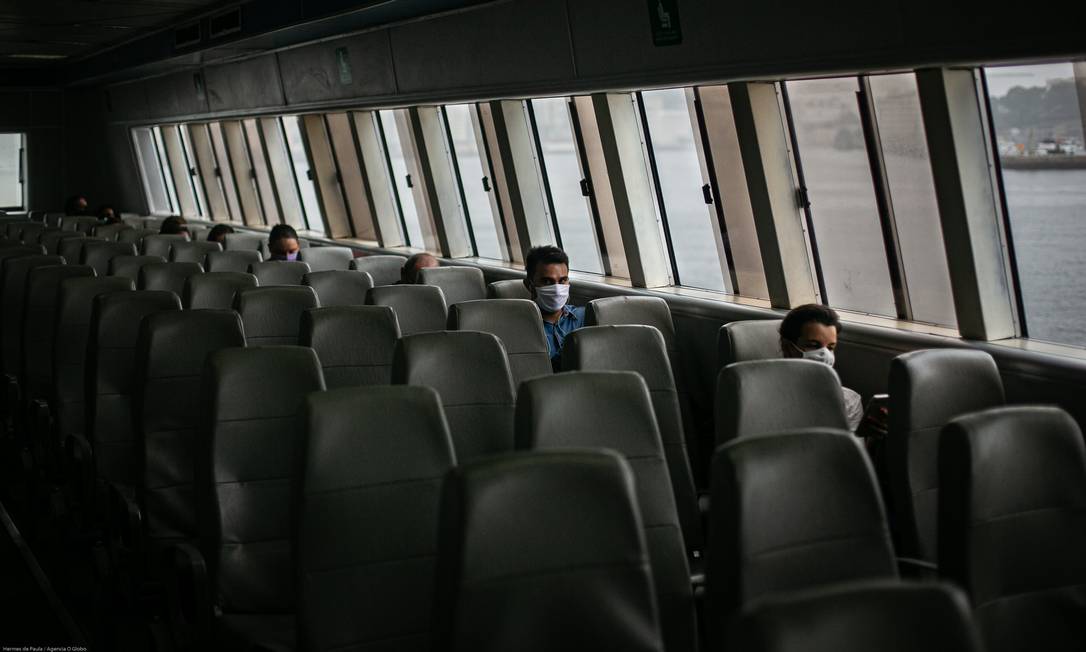 Mais lugar que passageiros nas barcas. Concessionária chegou a estimar prejuízo de R$ 150 milhões por conta da pandemia Foto: Hermes de Paula / Agência O Globo